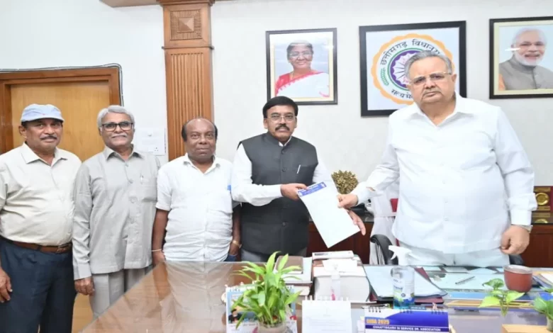 विधानसभा परिसर में डॉ. भीमराव अंबेडकर की 25 फीट ऊंची प्रतिमा की जाएगी स्थापित विधानसभा परिसर में डॉ. भीमराव अंबेडकर की 25 फीट ऊंची प्रतिमा की जाएगी स्थापित