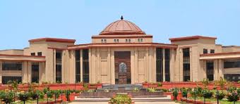 शिक्षकों के वेतनमान मामले में हाईकोर्ट ने 15 तक माँगा जवाब शिक्षकों के वेतनमान मामले में हाईकोर्ट ने 15 तक माँगा जवाब