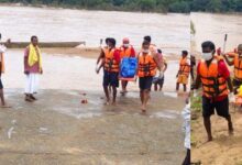 नाव पलटने से दो छात्राएं बाढ़ में बह गई, शव किया गया बरामद नाव पलटने से दो छात्राएं बाढ़ में बह गई, शव किया गया बरामद