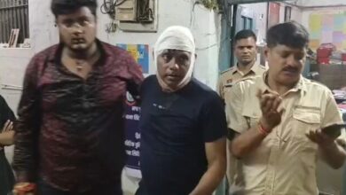 рддреАрди рд▓реЛрдЧреЛрдВ рдиреЗ рдкреБрд▓рд┐рд╕ рдЖрд░рдХреНрд╖рдХ рдХреЛ рдкреАрдЯрд╛ рддреАрди рд▓реЛрдЧреЛрдВ рдиреЗ рдкреБрд▓рд┐рд╕ рдЖрд░рдХреНрд╖рдХ рдХреЛ рдкреАрдЯрд╛