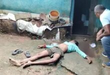 घर में मिली खून से लतपत मिली युवक की लाश घर में मिली खून से लतपत मिली युवक की लाश