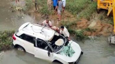 कार पुल से नीचे गिरी भाजपा मंडल अध्यक्ष सहित दो की मौत कार पुल से नीचे गिरी भाजपा मंडल अध्यक्ष सहित दो की मौत
