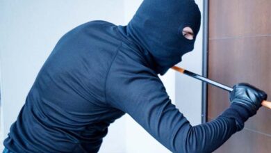 नेशनल हाईवे की 5 दुकानों पर एक ही रात चोरों का धावा नेशनल हाईवे की 5 दुकानों पर एक ही रात चोरों का धावा