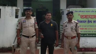 पिता ने दो नाबालिग बच्चों के साथ ज्वेलरी शॉप में की चोरी