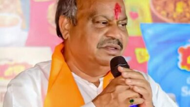 उत्तर विधायक ने कहा, लालच देकर धर्मान्तरण कराने वालों की होगी पिटाई उत्तर विधायक ने कहा, लालच देकर धर्मान्तरण कराने वालों की होगी पिटाई