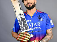 विराट कोहली , यशदयाल और एबी के युवक को आने लगे फ़ोन