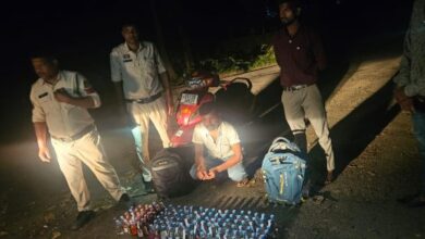 शराब का अवैध परिवहन करते युवक गिरफ्तार