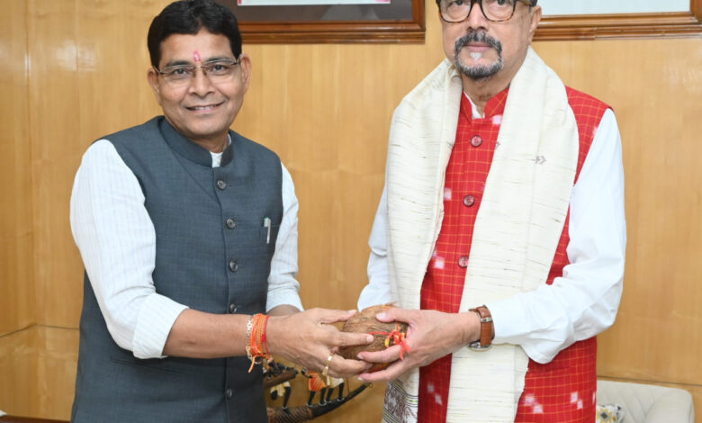 राज्यपाल से उच्च शिक्षा मंत्री वर्मा ने की भेंट राज्यपाल से उच्च शिक्षा मंत्री वर्मा ने की भेंट