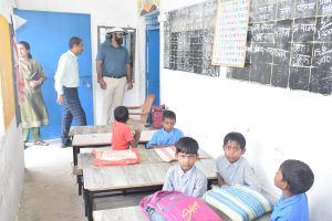 तिरसोंठ के प्रधानपाठक यादव निलंबित तिरसोंठ के प्रधानपाठक यादव निलंबित