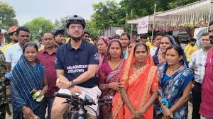 साइक्लोथॉन के विजेता पुरस्कृत, कलेक्टर ने लिया हिस्सा 50 किमी की साईक्लिंग साइक्लोथॉन के विजेता पुरस्कृत, कलेक्टर ने लिया हिस्सा 50 किमी की साईक्लिंग
