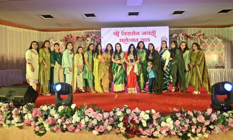 देवलोक की लीला, रामा पेंटिंग, मिनिएचर गार्डन, किड्स कलाकार डांस, मैं तेरी परछाई जैसे कार्यक्रम मै प्रतिभागियों ने दिखाई अपनी कला देवलोक की लीला, रामा पेंटिंग, मिनिएचर गार्डन, किड्स कलाकार डांस, मैं तेरी परछाई जैसे कार्यक्रम मै प्रतिभागियों ने दिखाई अपनी कला