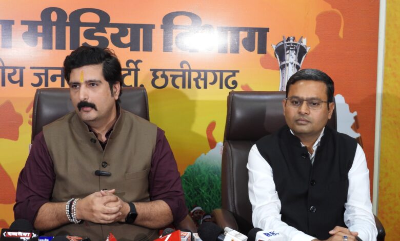भारत में रहने वाले प्रत्येक परिवार को न्यूनतम 40 से 50 हजार की बचत होगी भारत में रहने वाले प्रत्येक परिवार को न्यूनतम 40 से 50 हजार की बचत होगी