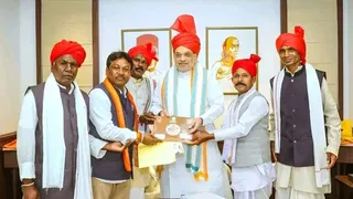 बस्तर दशहरा: एक अनोखा और रहस्यमयी पर्व बस्तर दशहरा: एक अनोखा और रहस्यमयी पर्व