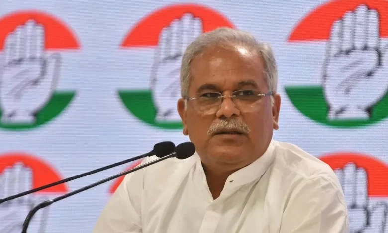 भूपेश बघेल का भाजपा पर कटाक्ष: ननकीराम कंवर के पत्र पर उठाए सवाल भूपेश बघेल का भाजपा पर कटाक्ष: ननकीराम कंवर के पत्र पर उठाए सवाल