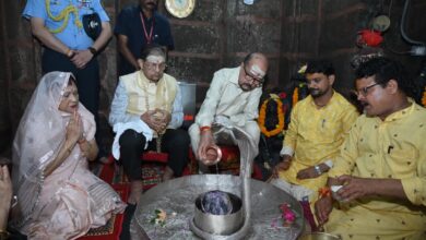 राज्यपाल डेका ने भोरमदेव मंदिर में पूजा-अर्चना कर प्रदेश की खुशहाली व समृद्धि की कामना राज्यपाल डेका ने भोरमदेव मंदिर में पूजा-अर्चना कर प्रदेश की खुशहाली व समृद्धि की कामना