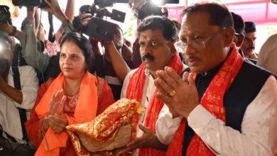 सीएम ने माँ काली मंदिर से डोंगरगढ़ निःशुल्क बस सेवा की शुरुआत की सीएम ने माँ काली मंदिर से डोंगरगढ़ निःशुल्क बस सेवा की शुरुआत की