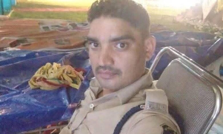 दिल का दौरा पड़ने से 27 वर्षीय पुलिस आरक्षक की मौत दिल का दौरा पड़ने से 27 वर्षीय पुलिस आरक्षक की मौत