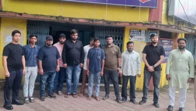 वीआईपी रोड में अवैध होटल और कैफे के खिलाफ बड़ी कार्रवाई, 11 गिरफ्तार वीआईपी रोड में अवैध होटल और कैफे के खिलाफ बड़ी कार्रवाई, 11 गिरफ्तार