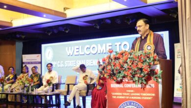 नर्स करती हैं निस्वार्थ सेवा, व्यावसायिकता के दौर में सेवा भाव बनाए रखना चुनौती: स्वास्थ्य मंत्री