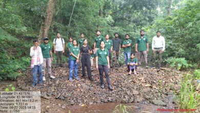 झांसी के वानिकी के छात्र बारनवापारा में वन्यजीव प्रबंधन व संरक्षण की ले रहे प्रशिक्षण