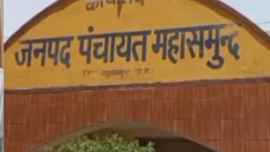 जनपद के बाबू और चपरासी का कमाल 25 क्विंटल सरकारी दस्तावेज कबाड़ी को बेचा जनपद के बाबू और चपरासी का कमाल 25 क्विंटल सरकारी दस्तावेज कबाड़ी को बेचा