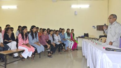 “कवि सम्मेलन 2025: अग्रसेन महाविद्यालय में गूंजीं युवा कवियों की ग़ज़लें और शायरियां” “कवि सम्मेलन 2025: अग्रसेन महाविद्यालय में गूंजीं युवा कवियों की ग़ज़लें और शायरियां”