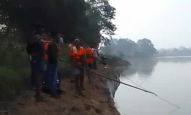 बिश्रामपुर में युवक रहस्यमय तरीके से लापता, रेस्क्यू जारी बिश्रामपुर में युवक रहस्यमय तरीके से लापता, रेस्क्यू जारी