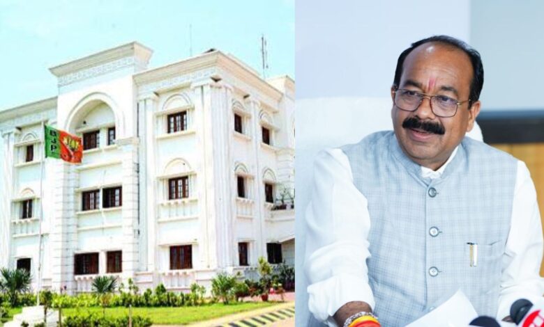छत्तीसगढ़ भाजपा ने पुनः शुरू किया ‘सहयोग केंद्र’, मंत्री करेंगे कार्यकर्ताओं की समस्याओं का समाधान छत्तीसगढ़ भाजपा ने पुनः शुरू किया ‘सहयोग केंद्र’, मंत्री करेंगे कार्यकर्ताओं की समस्याओं का समाधान