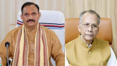छत्तीसगढ़ में नक्सलवाद, गौमाता और भ्रष्टाचार पर सियासी संग्राम तेज छत्तीसगढ़ में नक्सलवाद, गौमाता और भ्रष्टाचार पर सियासी संग्राम तेज
