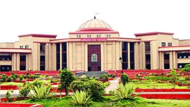 हाईकोर्ट ने पूर्व पटवारी परमानंद राजपूत को रिश्वतखोरी और ठगी के आरोपों से किया बरी हाईकोर्ट ने पूर्व पटवारी परमानंद राजपूत को रिश्वतखोरी और ठगी के आरोपों से किया बरी