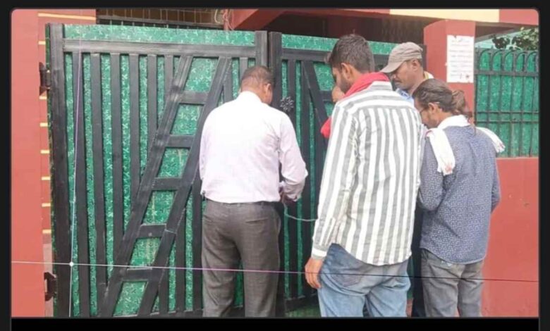 बिलासपुर में बिना अनुमति चल रहा था OYO होटल, निगम ने की कार्रवाई, तीन मंजिला अवैध बिल्डिंग सील बिलासपुर में बिना अनुमति चल रहा था OYO होटल, निगम ने की कार्रवाई, तीन मंजिला अवैध बिल्डिंग सील