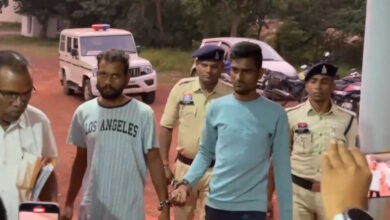 कोटवारिन हत्या कांड का खुलासा, एक ही नाम के दो आरोपी गिरफ्तार गांव दो जिलों में बंटा कोटवारिन हत्या कांड का खुलासा, एक ही नाम के दो आरोपी गिरफ्तार गांव दो जिलों में बंटा