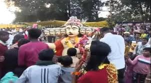 यहाँ रावण वध की अनूठी परंपरा यहाँ रावण वध की अनूठी परंपरा