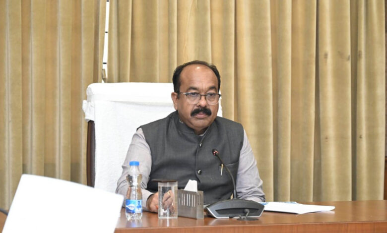 डिप्टी सीएम ने बस्तर ओलंपिक की तैयारियों की समीक्षा कर दिए निर्देश डिप्टी सीएम ने बस्तर ओलंपिक की तैयारियों की समीक्षा कर दिए निर्देश