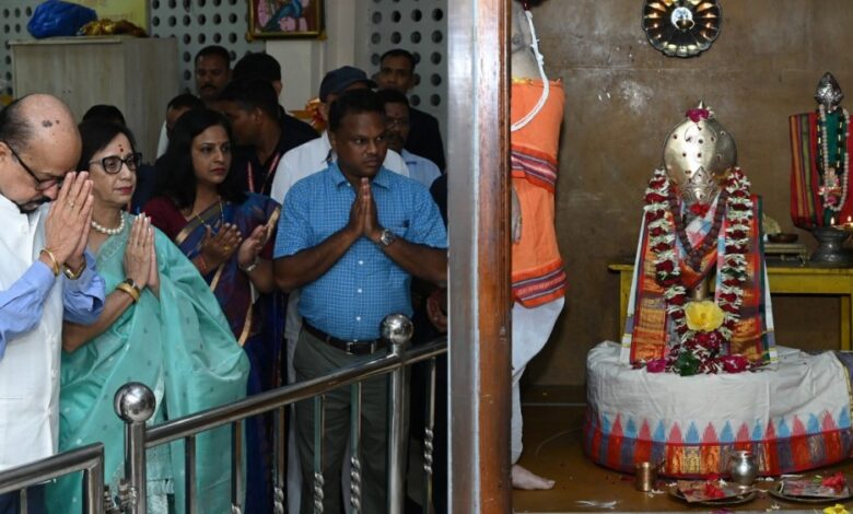 राज्यपाल ने स्कंदाश्रम में पूजा अर्चना कर प्रदेश की खुशहाली की कामना राज्यपाल ने स्कंदाश्रम में पूजा अर्चना कर प्रदेश की खुशहाली की कामना