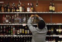 दीपावली पर रायपुर में 61 करोड़ की शराब बिक्री दीपावली पर रायपुर में 61 करोड़ की शराब बिक्री