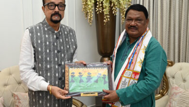 राज्यपाल से जनजातीय मामलों के केन्द्रीय मंत्री ओराम ने की भेंट राज्यपाल से जनजातीय मामलों के केन्द्रीय मंत्री ओराम ने की भेंट