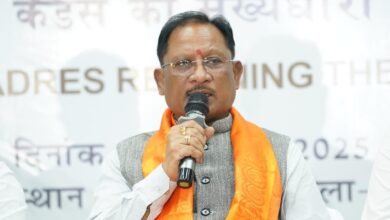नक्सल उन्मूलन की दिशा में ऐतिहासिक दिन, बंदूक छोड़ संविधान अपनाने वालों का स्वागत: सीएम साय नक्सल उन्मूलन की दिशा में ऐतिहासिक दिन, बंदूक छोड़ संविधान अपनाने वालों का स्वागत: सीएम साय