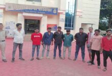 शिव मंदिर में अशोभनीय कृत्य के बाद बवाल, 9 गिरफ्तार शिव मंदिर में अशोभनीय कृत्य के बाद बवाल, 9 गिरफ्तार