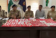 छुईखदान ज्वेलरी चोरी का खुलासा, नाबालिग मास्टरमाइंड समेत दो गिरफ्तार छुईखदान ज्वेलरी चोरी का खुलासा, नाबालिग मास्टरमाइंड समेत दो गिरफ्तार