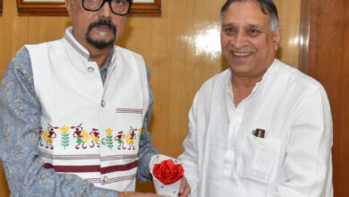 राज्यपाल से दिव्यांगजन वित्त विकास निगम के अध्यक्ष ने की भेंट राज्यपाल से दिव्यांगजन वित्त विकास निगम के अध्यक्ष ने की भेंट