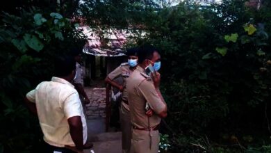 65 साल की कोतवालीन का शव संदिग्ध परिस्थितियों में मिला, पुलिस जांच में जुटी 65 साल की कोतवालीन का शव संदिग्ध परिस्थितियों में मिला, पुलिस जांच में जुटी