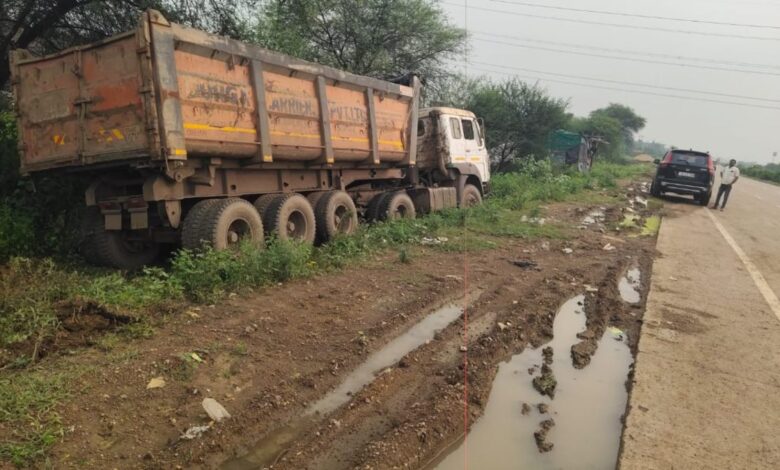रायपुर-बिलासपुर हाइवे पर दर्दनाक हादसा: मां-बेटे की मौत रायपुर-बिलासपुर हाइवे पर दर्दनाक हादसा: मां-बेटे की मौत