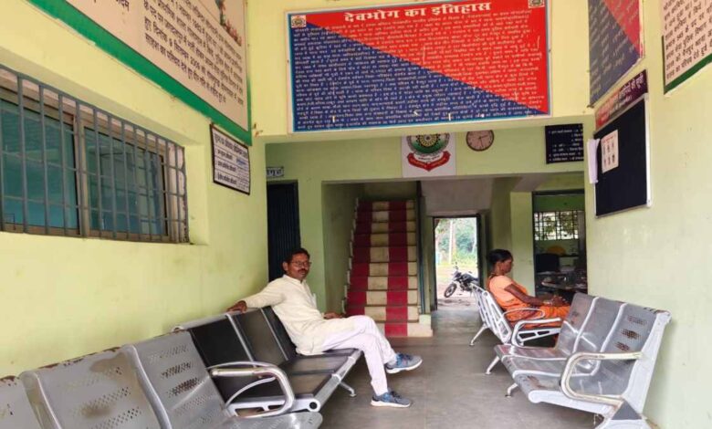 देवभोग में भाजपा नेता नजरबंद, संगठन नियुक्ति में गड़बड़ी का मुद्दा उठाने से रोका गया देवभोग में भाजपा नेता नजरबंद, संगठन नियुक्ति में गड़बड़ी का मुद्दा उठाने से रोका गया