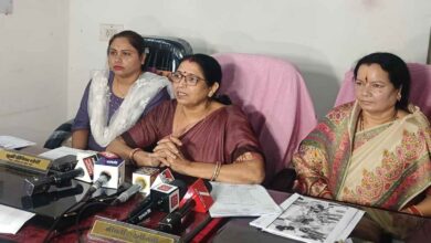 рдорд╣рд┐рд▓рд╛ рдЖрдпреЛрдЧ рдореЗрдВ рдмрдЧрд╛рд╡рдд: рд╕рджрд╕реНрдпреЛрдВ рдиреЗ рдЕрдзреНрдпрдХреНрд╖ рдкрд░ рд▓рдЧрд╛рдпрд╛ рдордирдорд╛рдиреА рдФрд░ рдЕрдирд┐рдпрдорд┐рддрддрд╛ рдХрд╛ рдЖрд░реЛрдк рдорд╣рд┐рд▓рд╛ рдЖрдпреЛрдЧ рдореЗрдВ рдмрдЧрд╛рд╡рдд: рд╕рджрд╕реНрдпреЛрдВ рдиреЗ рдЕрдзреНрдпрдХреНрд╖ рдкрд░ рд▓рдЧрд╛рдпрд╛ рдордирдорд╛рдиреА рдФрд░ рдЕрдирд┐рдпрдорд┐рддрддрд╛ рдХрд╛ рдЖрд░реЛрдк