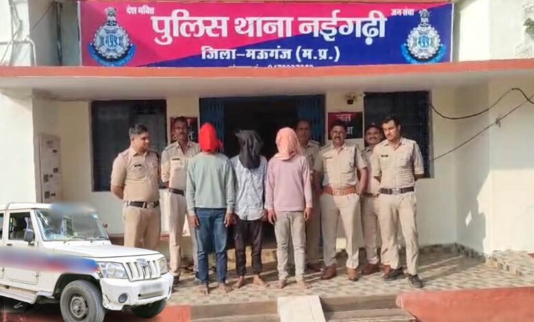 “पुलिस बनकर अपहरण और लूट: मऊगंज में बोलेरो सवार लुटेरों का कारनामा” “पुलिस बनकर अपहरण और लूट: मऊगंज में बोलेरो सवार लुटेरों का कारनामा”