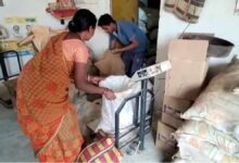 गरीबों के लिए भेजा गया फफूंद लगा चावल पीडीएस दुकानों तक पहुंचा गरीबों के लिए भेजा गया फफूंद लगा चावल पीडीएस दुकानों तक पहुंचा