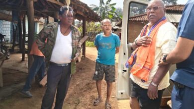 जशपुर में उपसरपंच को नक्सली धमकी, घर पर चिपकाया पर्चा जशपुर में उपसरपंच को नक्सली धमकी, घर पर चिपकाया पर्चा