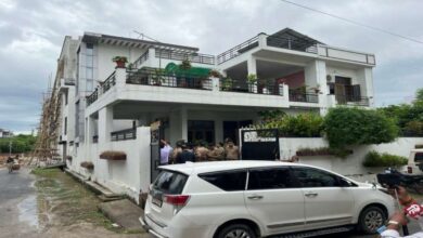 समाजवादी पार्टी के नेताओ की बरेली नो एंट्री, हाउस अरेस्ट किये गए माता प्रसाद