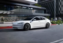 टेस्ला ने लॉन्च किए सस्ते मॉडल: Model Y और Model 3 के स्टैंडर्ड वैरिएंट की कीमतें शुरू टेस्ला ने लॉन्च किए सस्ते मॉडल: Model Y और Model 3 के स्टैंडर्ड वैरिएंट की कीमतें शुरू
